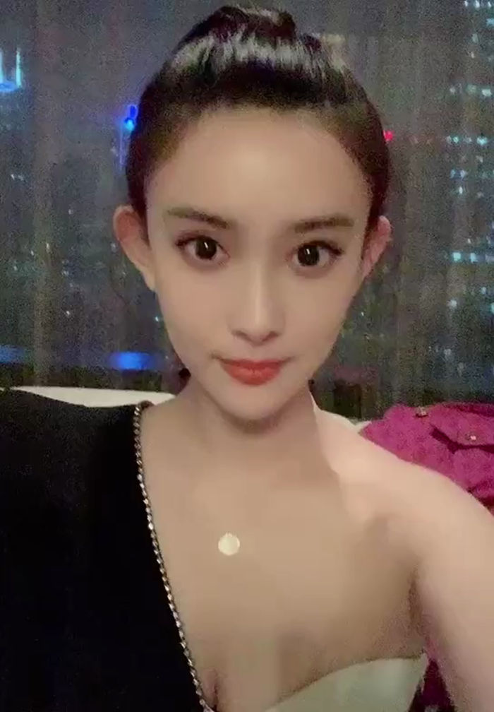 迪拜外围女大学生